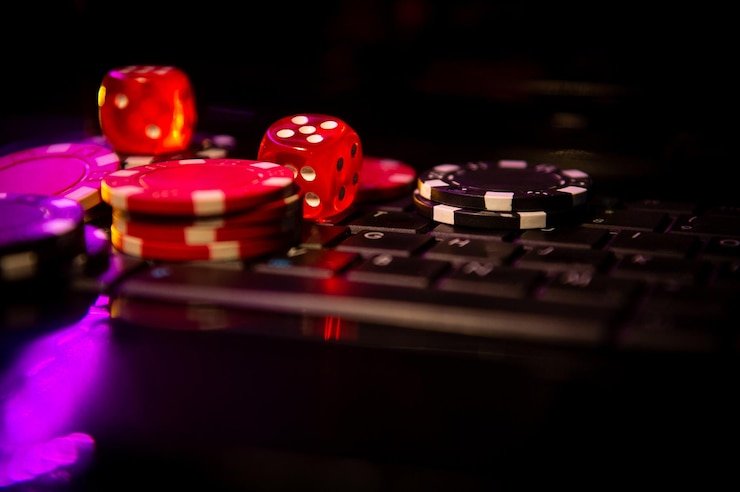 Side-by-side comparison of doyan togel app interface showing live baccarat and football betting